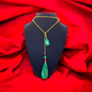 Malachite teardrop lariat pendant necklace